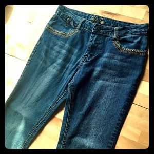 ✨✨Lulu Girls Jeans Size 14✨✨